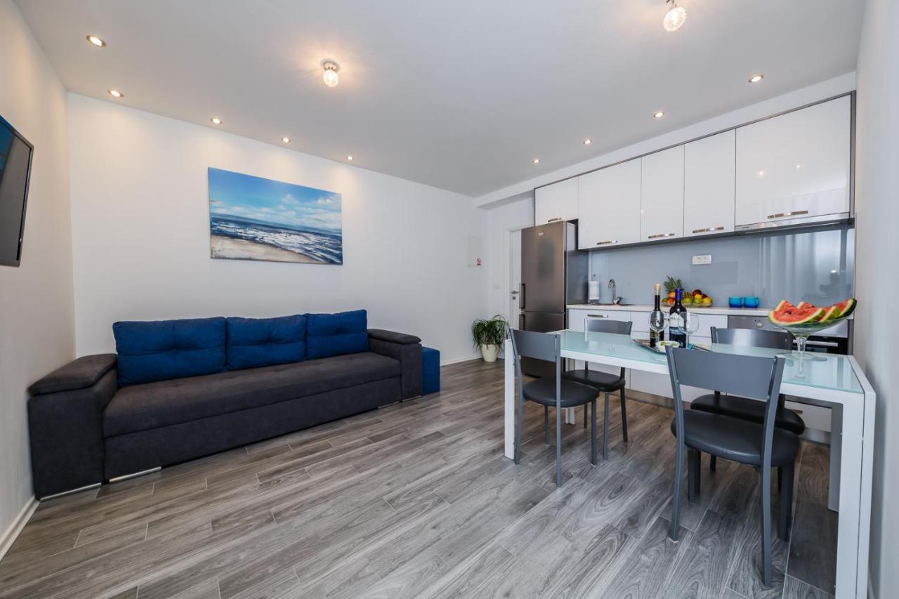 Lovely Apartments Каштела Экстерьер фото