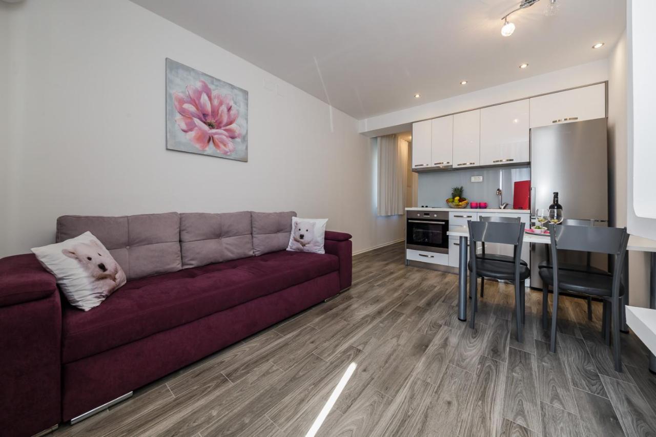 Lovely Apartments Каштела Экстерьер фото